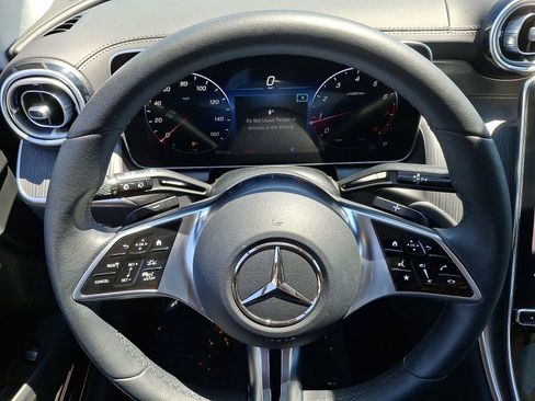 Used 2023 Mercedes-Benz GLC 300 4MATIC image 20