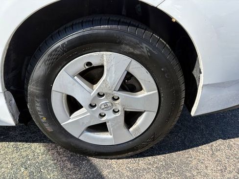 Used 2010 Toyota Prius Two image 19