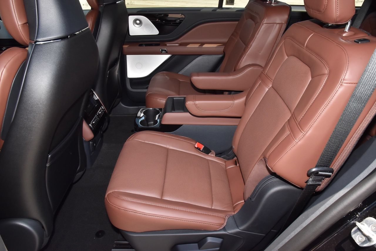 New 2026 Lincoln Aviator Reserve AWD/4WD image 14