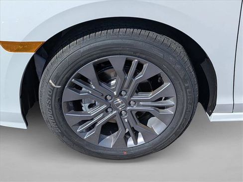 New 2026 Honda Odyssey Touring image 10