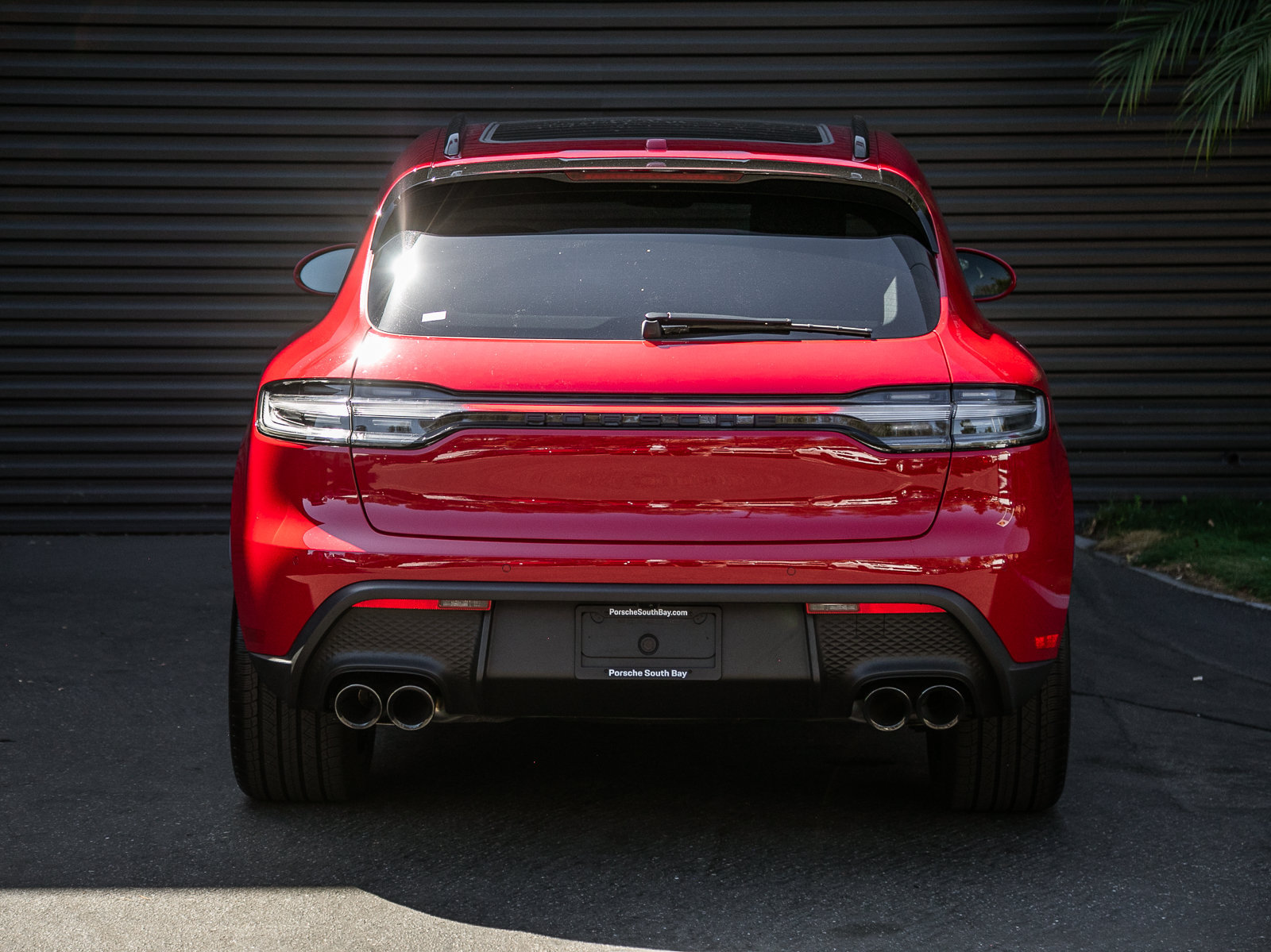 Certified 2026 Porsche Macan AWD/4WD image 9