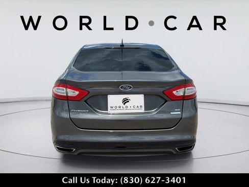 Used 2016 Ford Fusion SE w/ Equipment Group 202A FWD image 8
