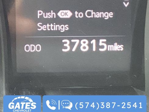 Used 2024 Toyota Camry SE image 4