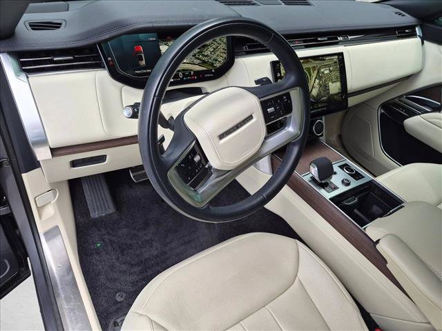 Used 2023 Land Rover Range Rover SE AWD/4WD image 10
