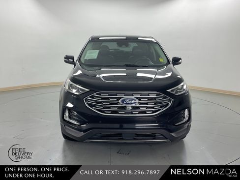 Used 2019 Ford Edge Titanium w/ Equipment Group 301A image 2