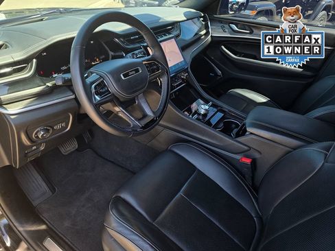 Used 2023 Jeep Grand Cherokee Overland w/ Adv Protech Group III AWD/4WD image 9