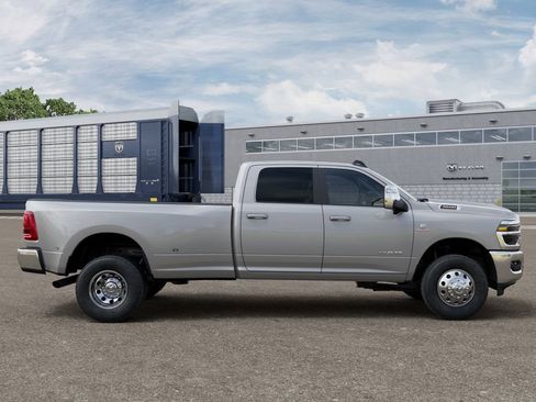 New 2026 RAM 3500 Laramie w/ Towing Technology Group image 21