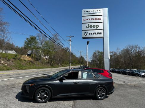 Used 2025 Kia K4 FWD image 25