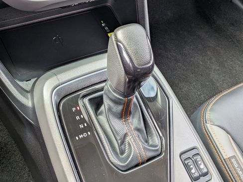 Certified 2025 Subaru Crosstrek 2.5i Limited w/ Crosstrek Mirror Package AWD/4WD image 23