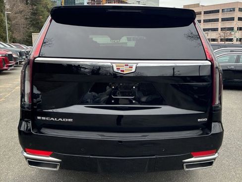 Used 2023 Cadillac Escalade Premium Luxury image 6