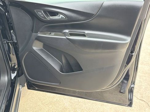 Used 2023 Chevrolet Equinox LT FWD image 14