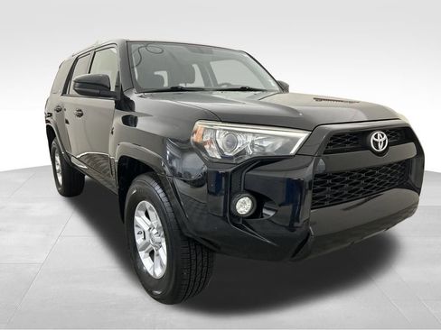 Used 2016 Toyota 4Runner SR5 image 7