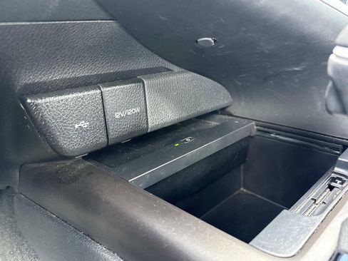 Used 2024 Toyota Camry XLE image 20