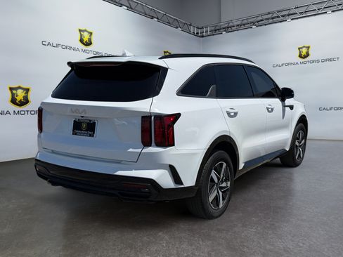 Used 2022 Kia Sorento S w/ Panoramic Sunroof Package FWD image 5