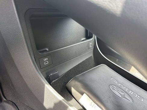 Certified 2025 Subaru Solterra AWD/4WD image 18