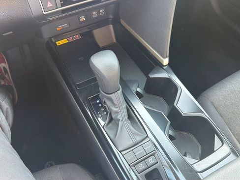Used 2025 Toyota Camry LE FWD image 24