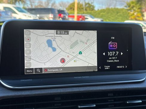 Used 2022 Kia Telluride SX w/ SX Prestige Package image 19