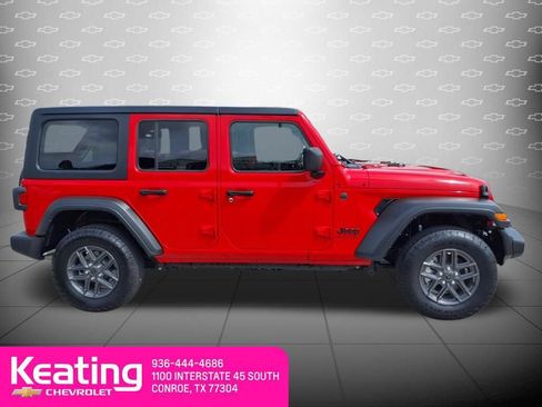 Used 2025 Jeep Wrangler Unlimited Sport AWD/4WD image 8