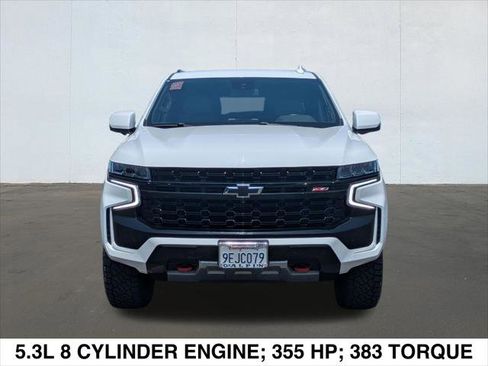 Used 2023 Chevrolet Suburban Z71 w/ Luxury Package AWD/4WD image 8