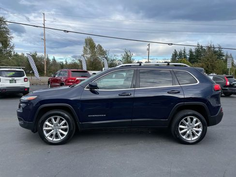 Used 2015 Jeep Cherokee Limited w/ Luxury Group image 4