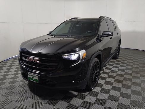 Used 2019 GMC Terrain SLE w/ Driver Convenience Package FWD image 15