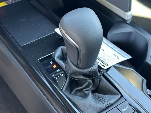 Certified 2025 Toyota Camry SE w/ Convenience Package image 23