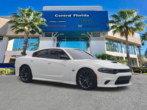 Used 2023 Dodge Charger Scat Pack w/ Plus Group RWD image 2