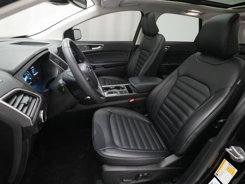 Used 2024 Ford Edge SEL w/ Convenience Package image 7