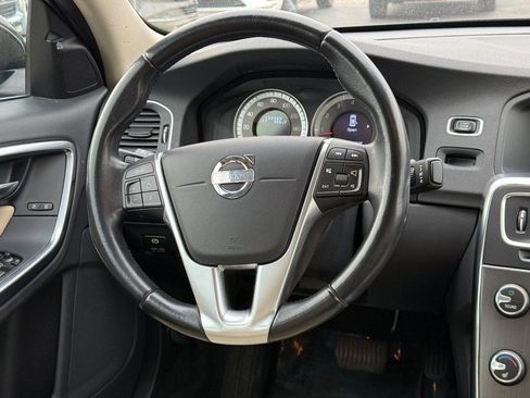 Used 2013 Volvo S60 T6 image 13