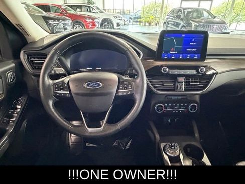 Used 2020 Ford Escape Titanium image 16