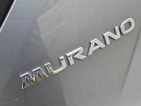 Used 2018 Nissan Murano SV image 12