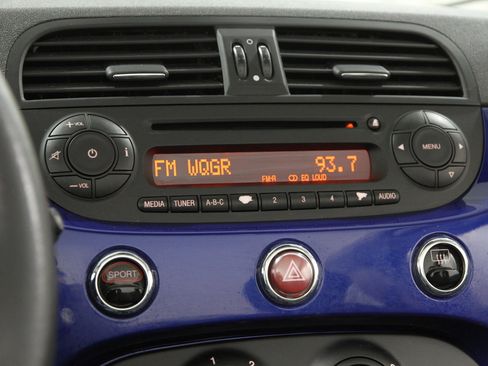 Used 2013 FIAT 500 Pop image 10