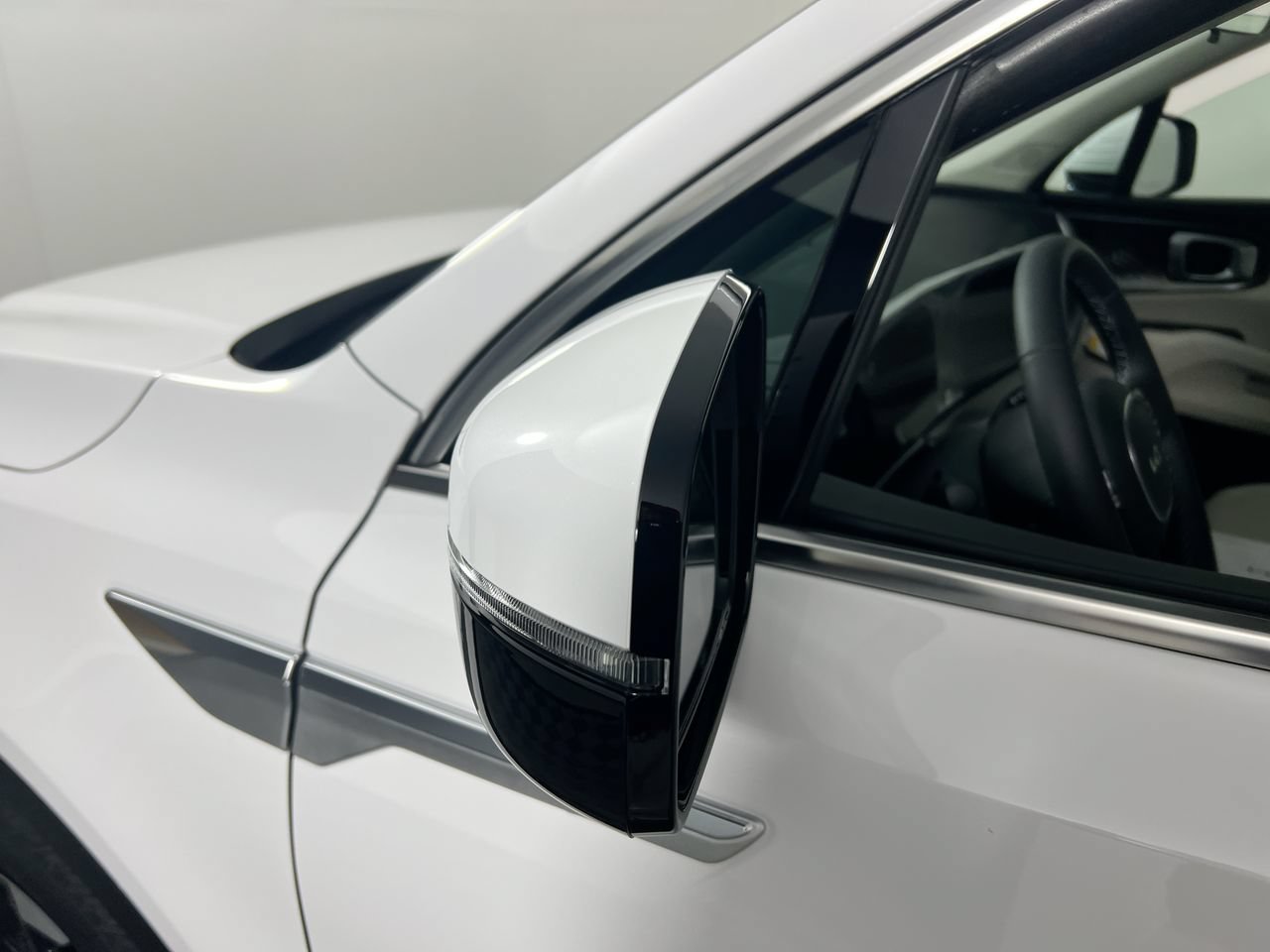 New 2026 Kia Sorento S w/ S Panoramic Sunroof Package FWD image 11