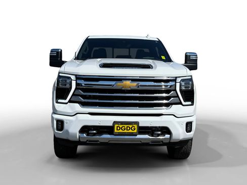 Used 2024 Chevrolet Silverado 3500 High Country w/ High Country Premium Package image 8
