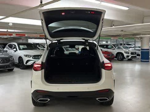 Used 2026 Mercedes-Benz GLC 300 4MATIC image 8