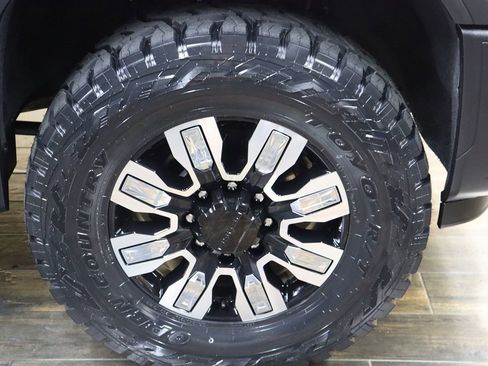 Used 2024 GMC Sierra 2500 Denali w/ Denali Reserve Package image 49