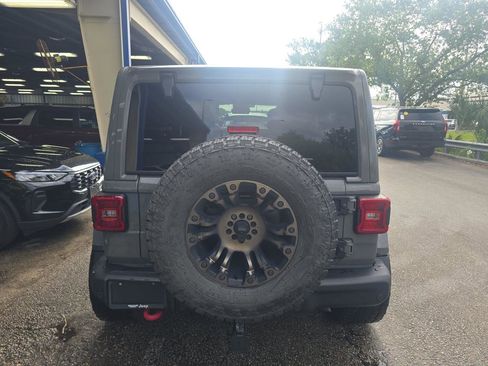 Used 2020 Jeep Wrangler Unlimited Rubicon w/ Quick Order Package 28Y Recon image 5