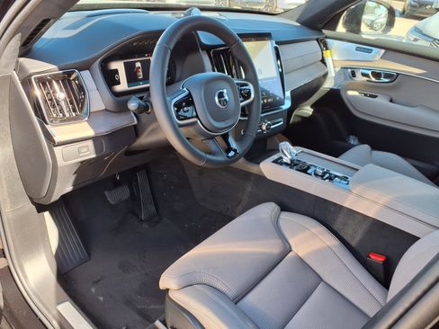 New 2026 Volvo XC90 B6 Ultra w/ Lounge Package image 12