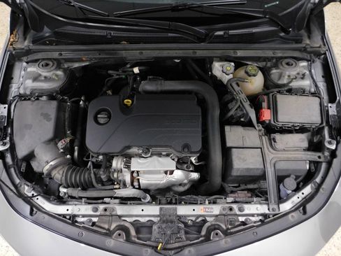 Used 2023 Chevrolet Malibu LT FWD image 12