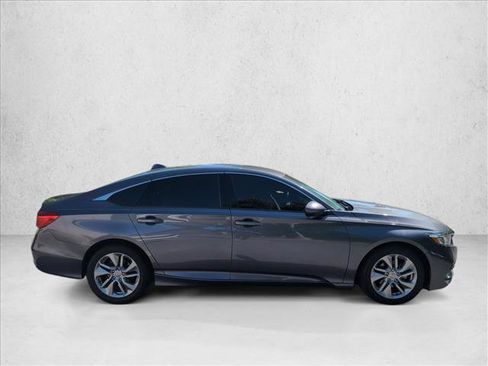 Used 2018 Honda Accord LX image 4