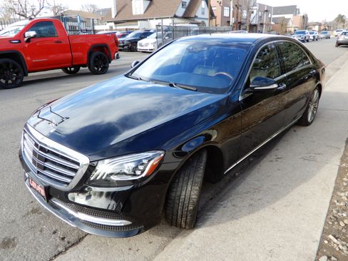 Used 2019 Mercedes-Benz S 560 4MATIC Sedan image 8