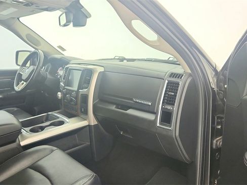 Used 2017 RAM 1500 Laramie w/ Convenience Group image 27
