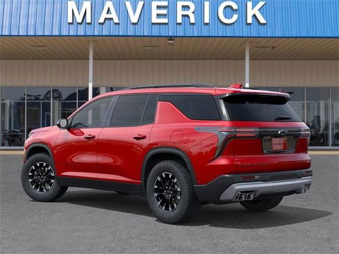 New 2026 Chevrolet Traverse Z71 w/ Enhanced Driving Package image 3