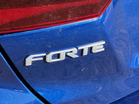 Used 2024 Kia Forte LXS FWD image 25