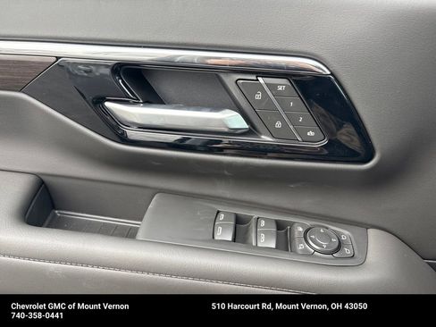 New 2026 Chevrolet Tahoe Z71 w/ Comfort Package AWD/4WD image 14