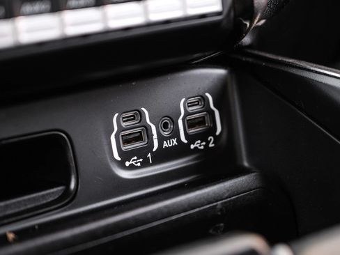 Used 2020 RAM 3500 Laramie AWD/4WD image 35