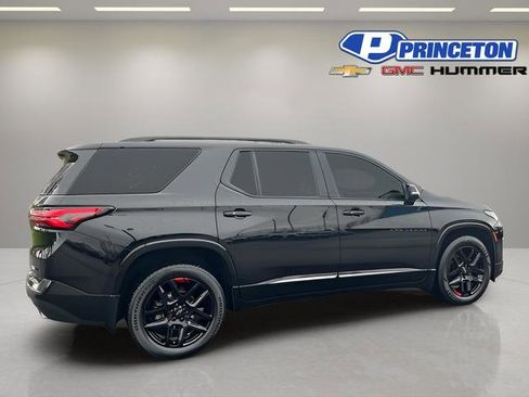 Used 2023 Chevrolet Traverse Premier w/ Redline Edition image 8