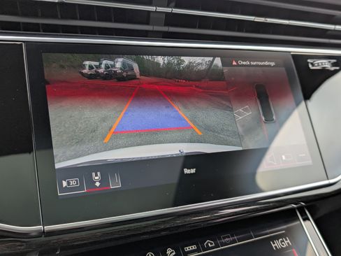 Used 2025 Audi Q7 2.0T Premium w/ Convenience Package image 30