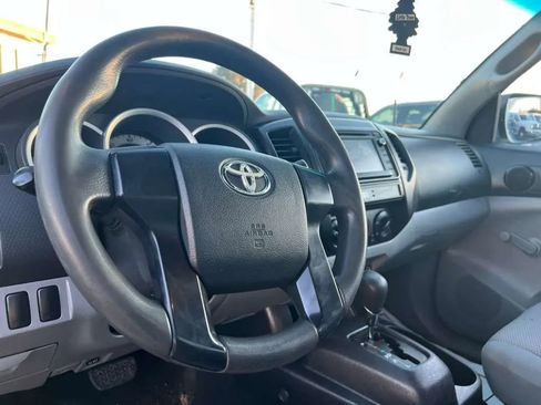 Used 2014 Toyota Tacoma 2WD Regular Cab image 11