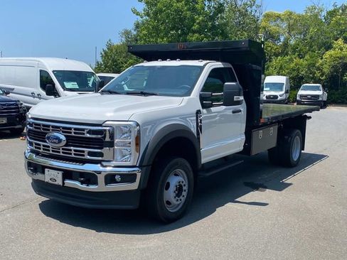 New 2025 Ford F550 4x4 Regular Cab Super Duty w/ XL Chrome Package image 3